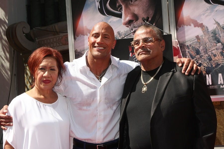 LOS ANGELES MAY 19 Ata Johnson, Dwayne Johnson, Rocky Johnso