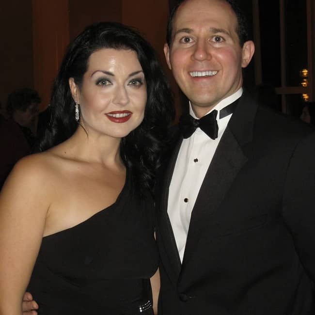 Raymond Arroyo FOX News, Bio, Age, Wife, Net Worth, Laura Ingraham