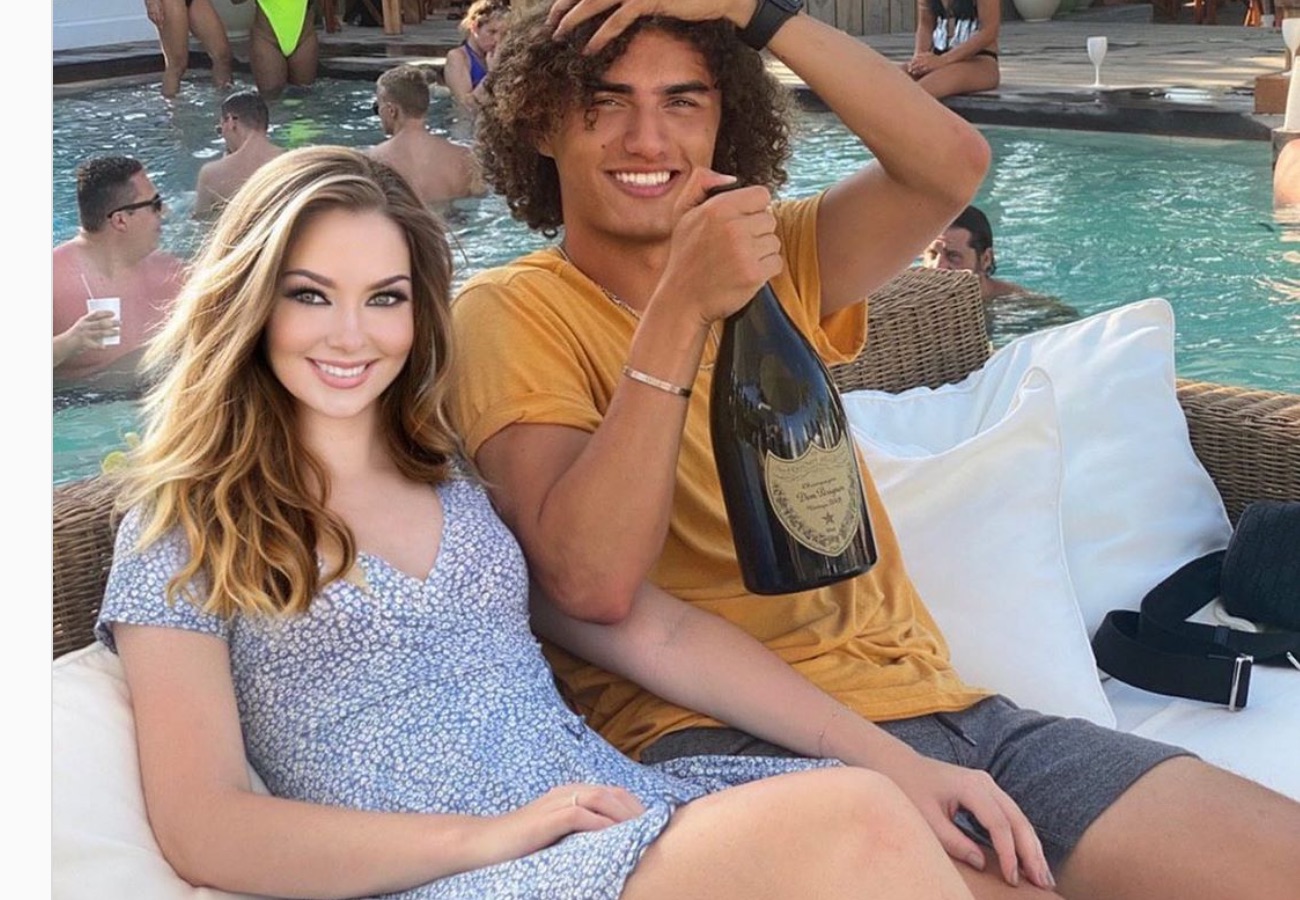 Kwebbelkop New Girlfriend After Azzyland Breakup