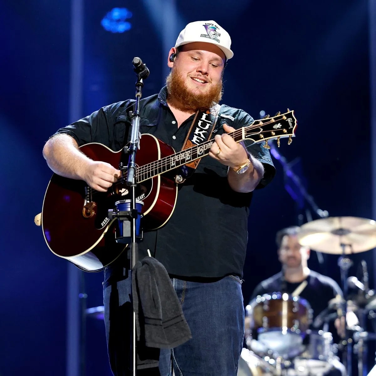Does Luke Combs have a brother? Famous People Today
