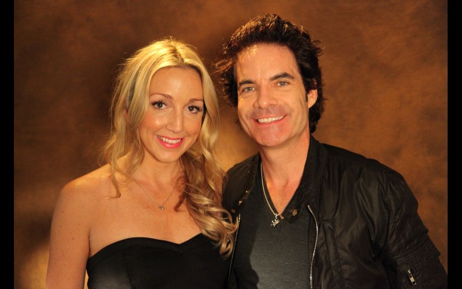 How did Pat Monahan meet Amber Peterson?