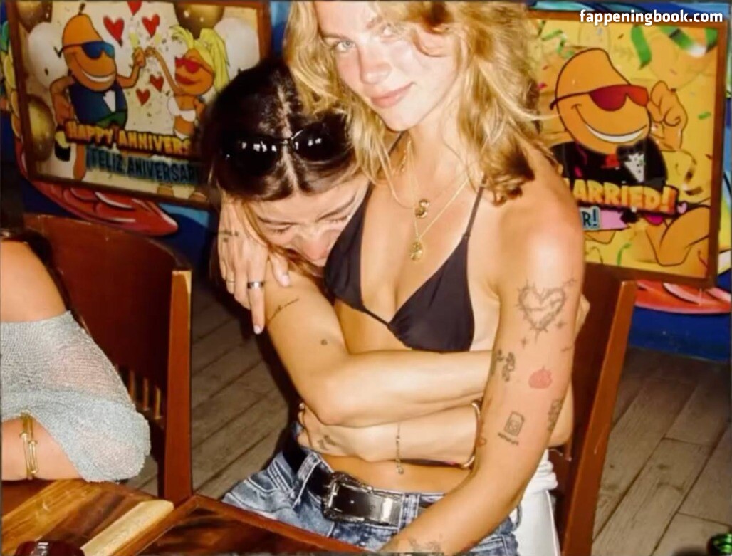 Anna Shumate / annashumate Nude, OnlyFans Leaks, The Fappening Photo 1813304 FappeningBook