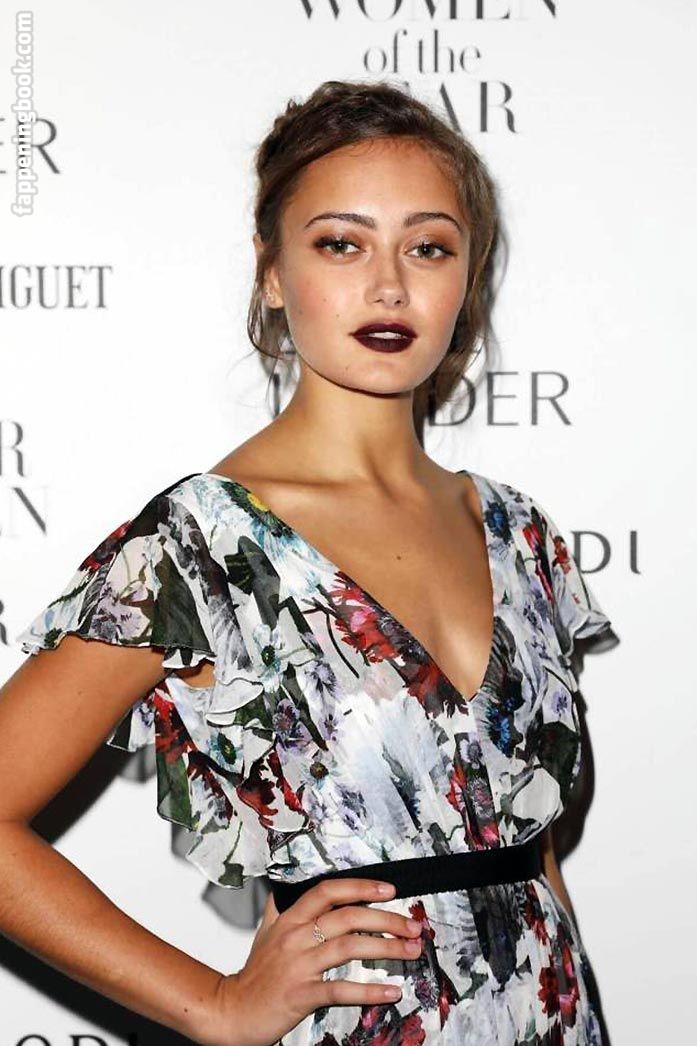 Ella Purnell Nude, The Fappening Photo 1399124 FappeningBook