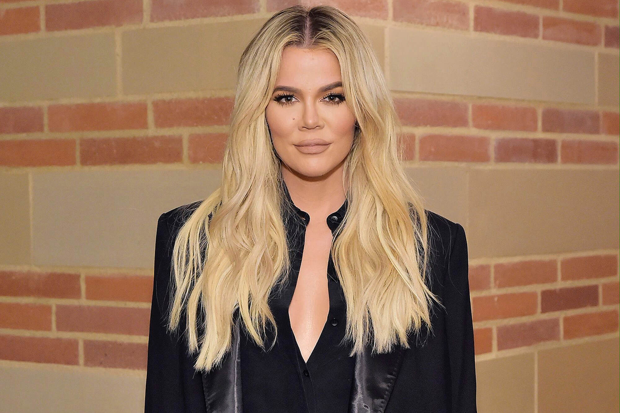 Is influencer Khloe Kardashian using her net worth to sue the
