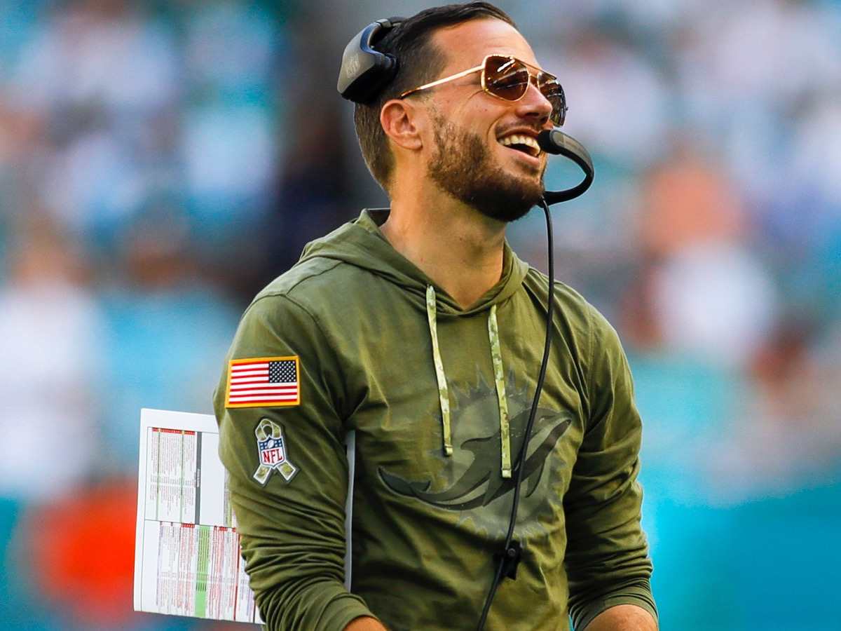 Mike McDaniel net worth in 2024 How much is the Dolphin’s head coach worth? FirstSportz