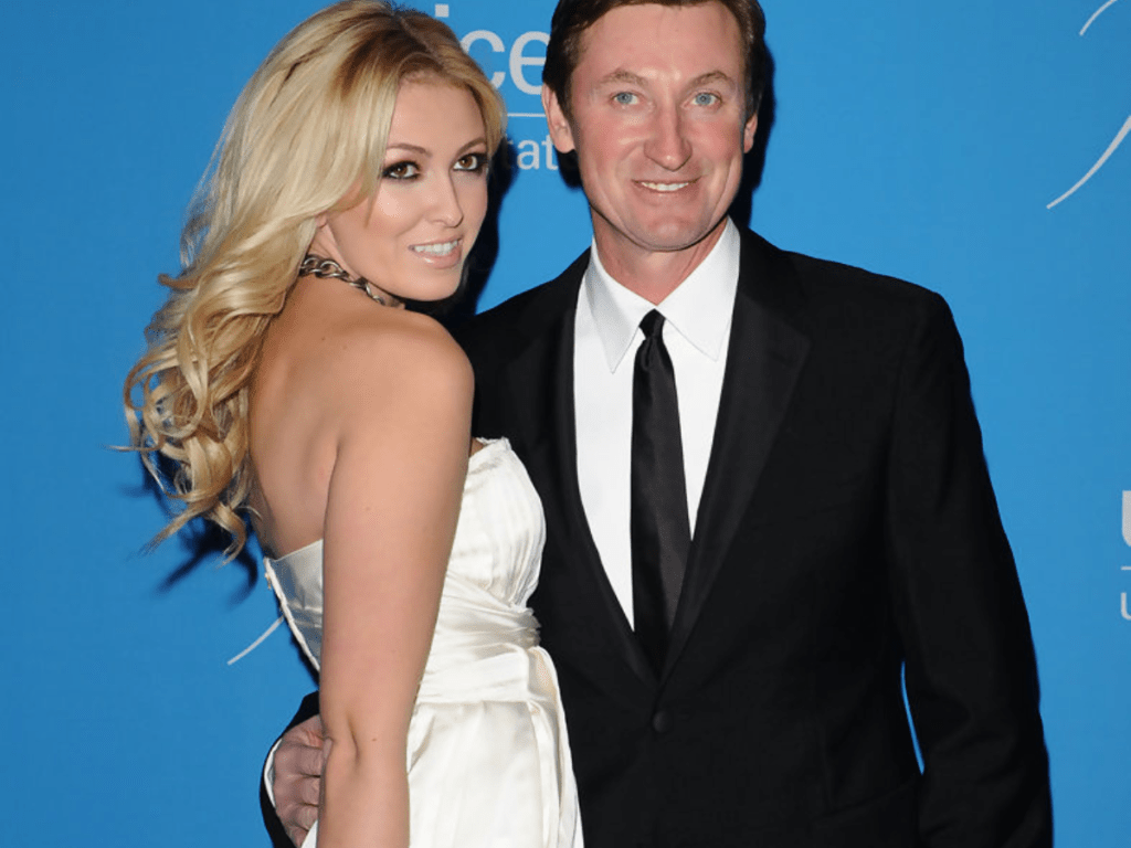 Who are Wayne Gretzky's daughter Paulina and Emma Gretzky? FirstSportz