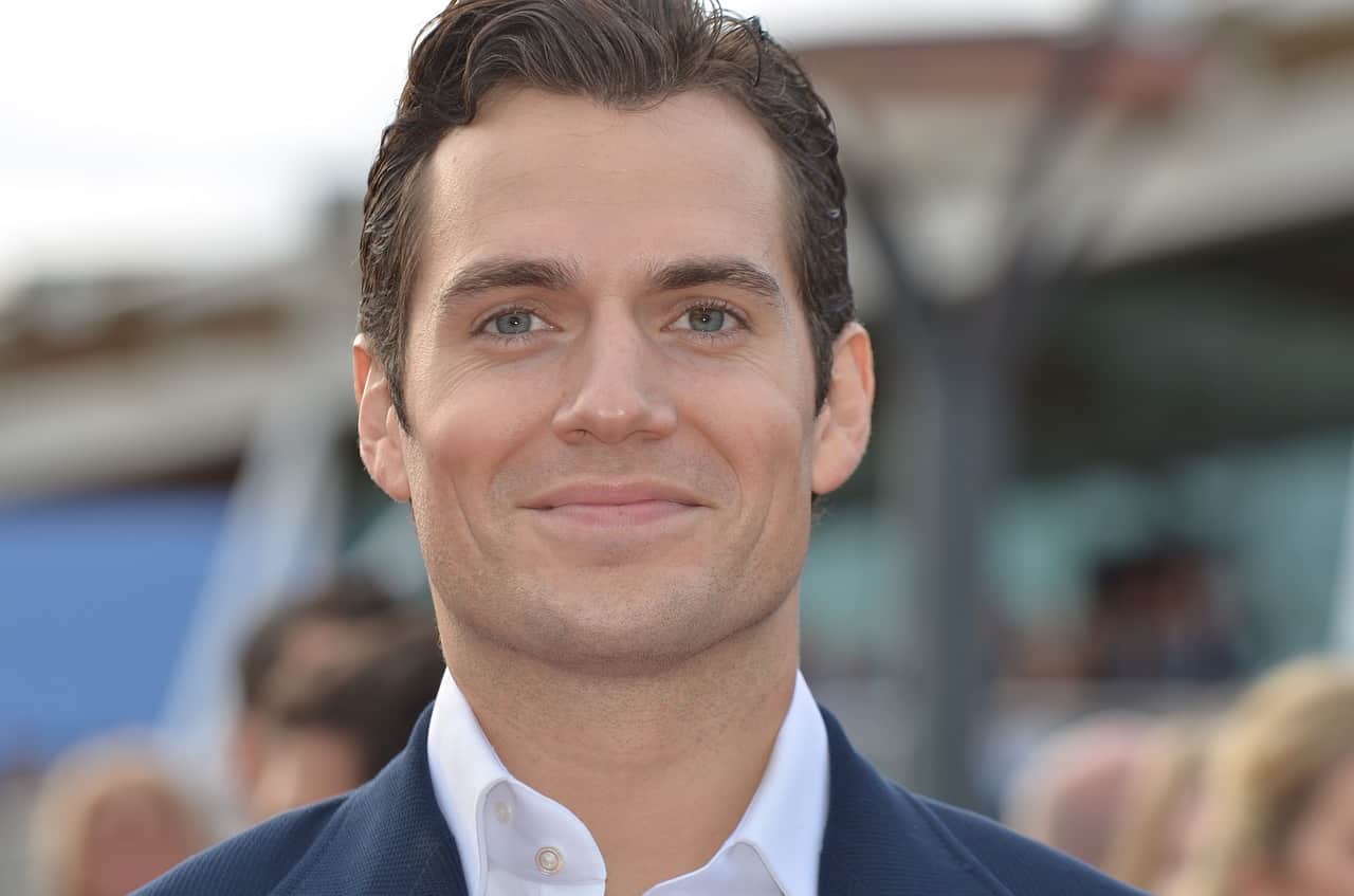 Henry Cavill’s Height Makes Sense, But Is he The Tallest Superman