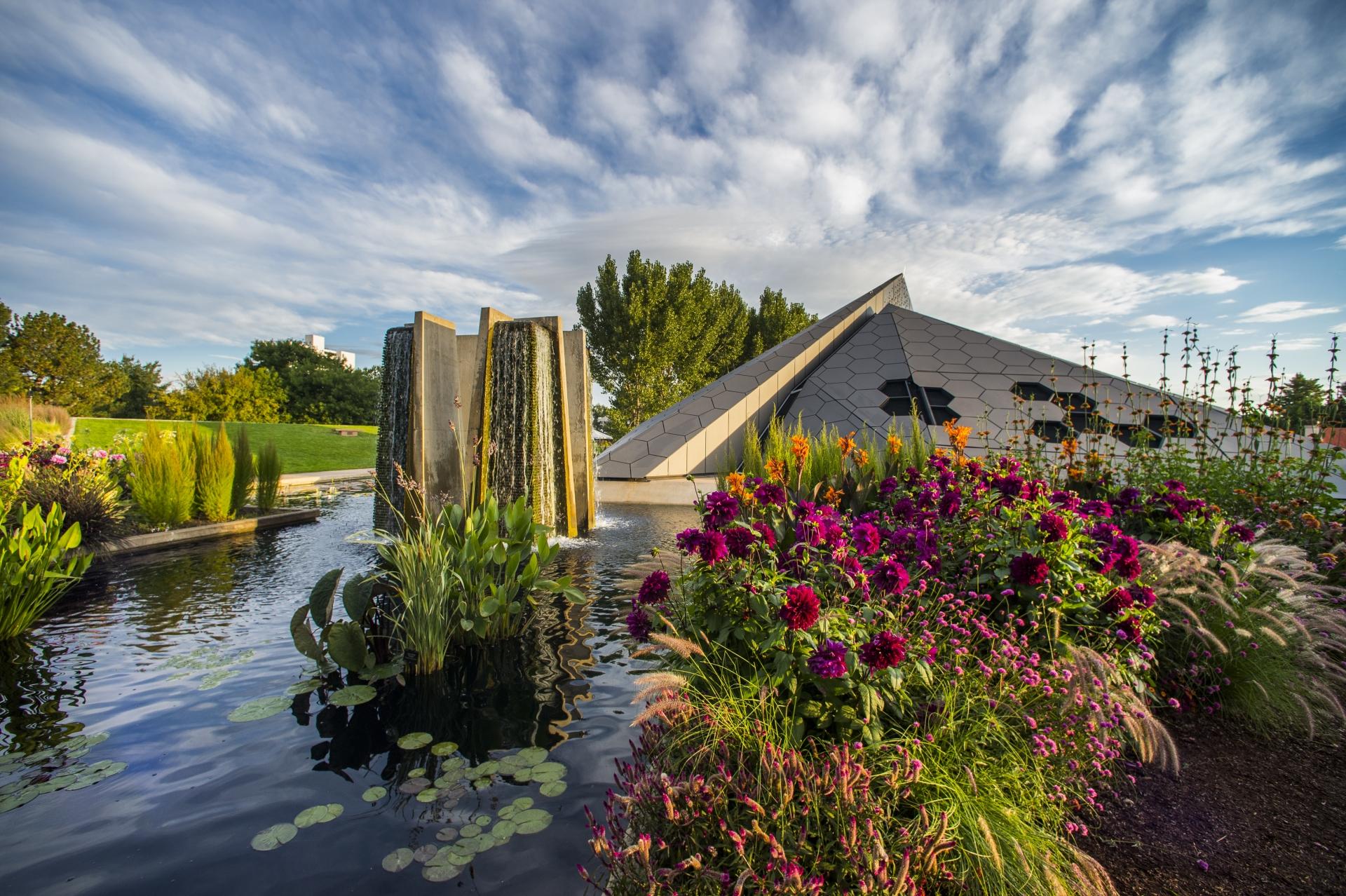 "Evenings al Fresco" at the Denver Botanic Gardens Friends of Chamber