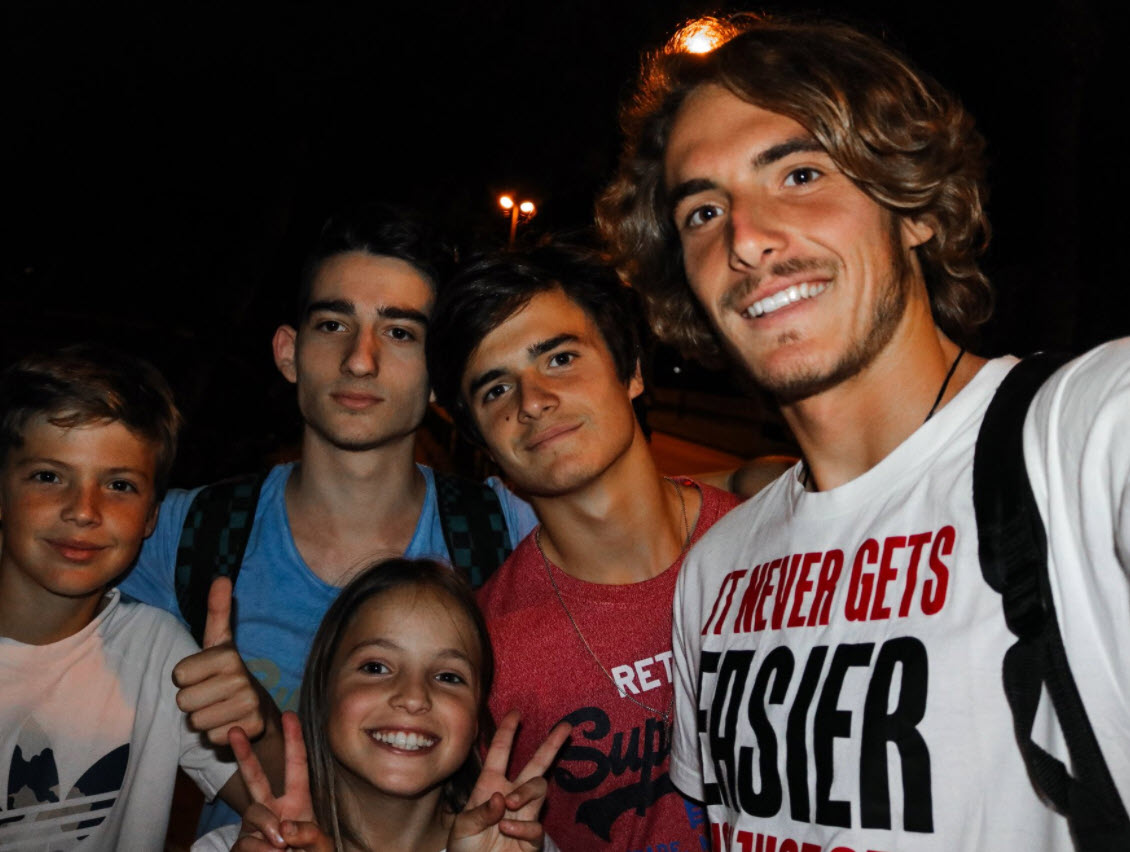 Petros Tsitsipas, Elisavet Tsitsipa and Pavlos Tsitsipas, meet Stefanos