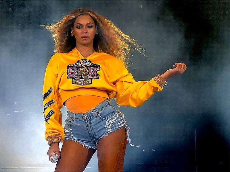 How Much Does Beyonce Pay Her Dancers For Their Work At Coachella?