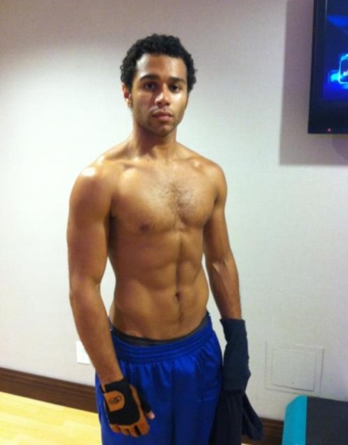 Corbin Bleu Height Weight Body Statistics Girlfriend Healthy Celeb