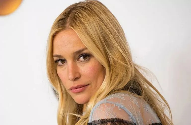 Piper Perabo Bio, Net Worth, Salary Age, Height, Weight, Wiki, Health