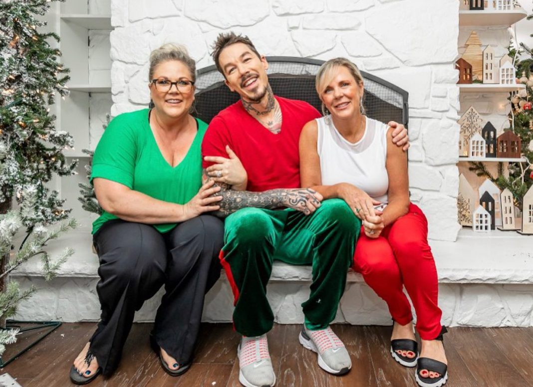 Who Are David Bromstad’s Siblings and Does He Have A Twin Brother?