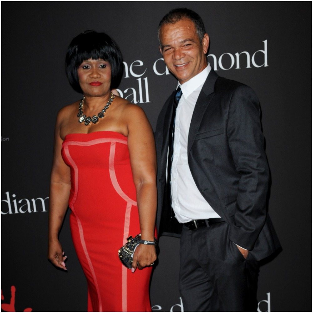 Rihanna Boyfriend Parents Mom Brother And Sister