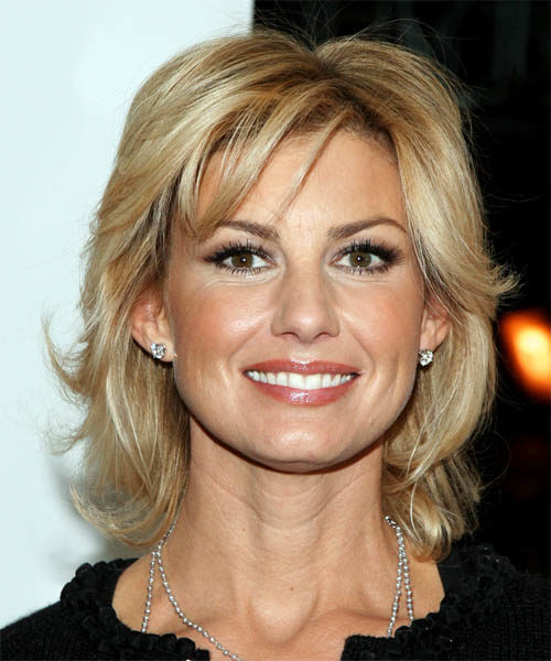 Faith Hill height, weight and favorite things. Get know the star better!