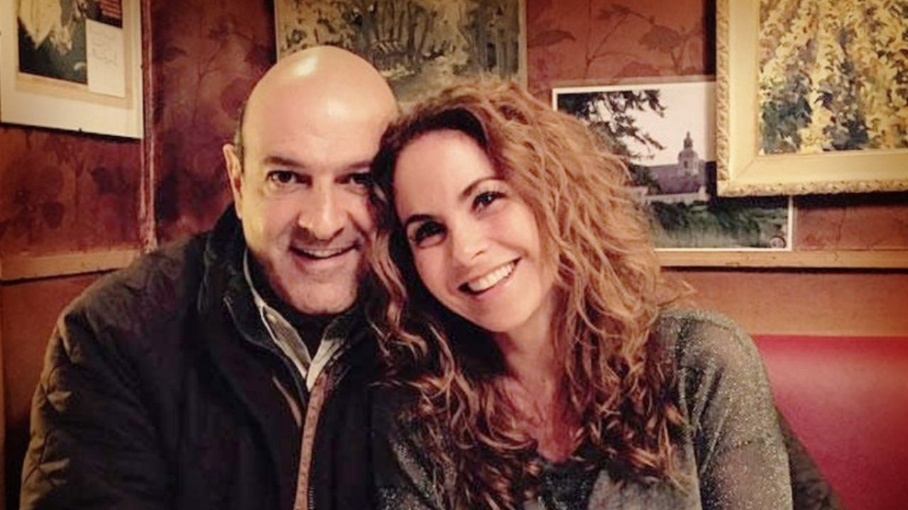 Lucero and Michel Kuri The End of a 10Year Courtship Details
