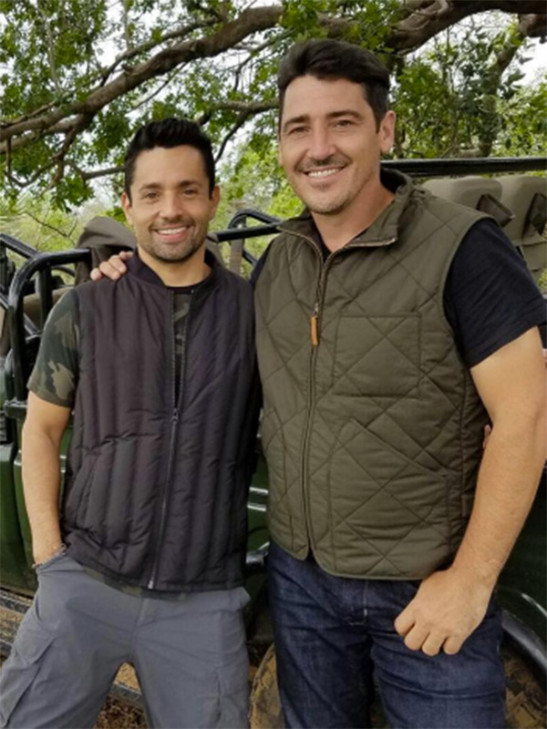 Jonathan Knight Engaged To Harley Rodriguez — Singer To Wed Longtime