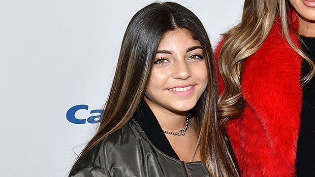Milania Giudice Reunites With Dad Joe In The Bahamas See Beach Pics Hollywood Life