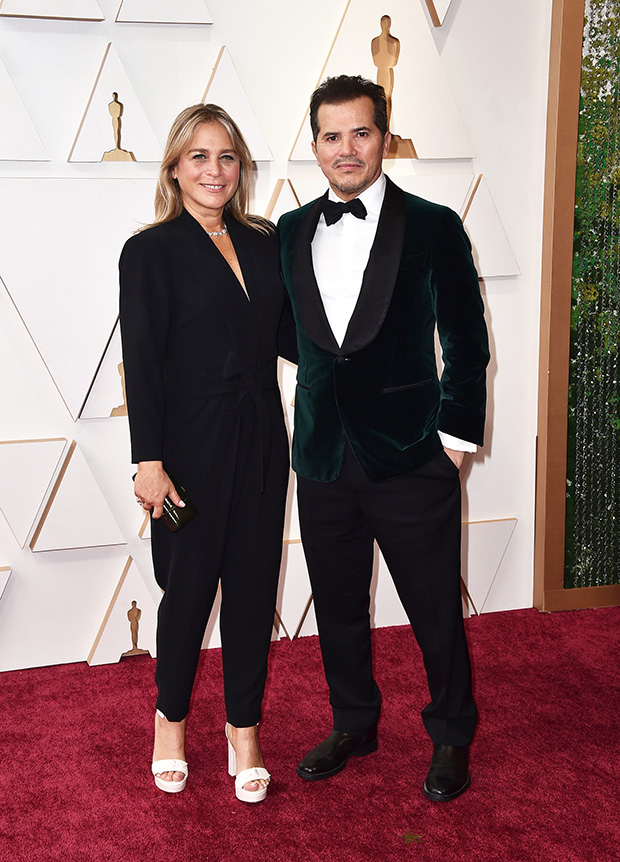 John Leguizamo’s Wife Learn About His Past & Current Marriages