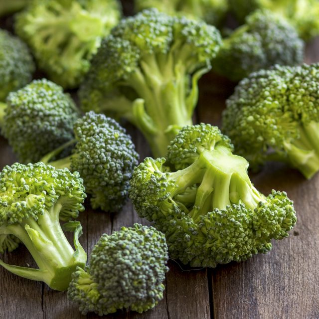 How to Tell if Broccoli is Bad? 4 Simple Checks Home Cook Basics