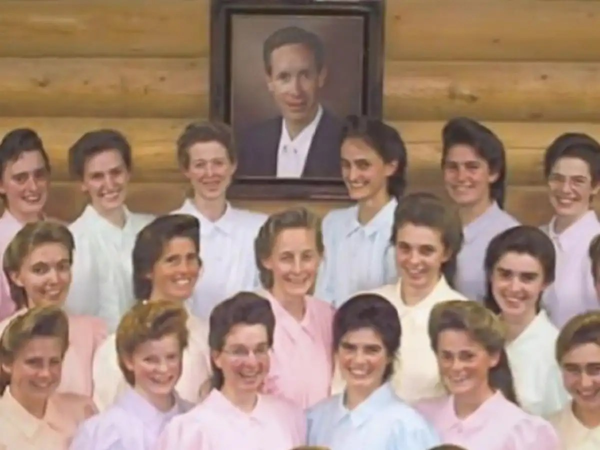 Did Warren Jeffs Marry His Mother? Does He Still Have Wives? What