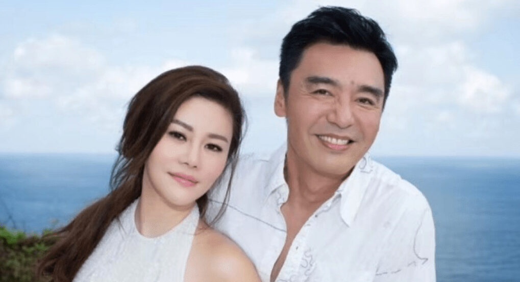 HK Star Kenny Bee’s Wife Stayed By His Side Even After He Filed For