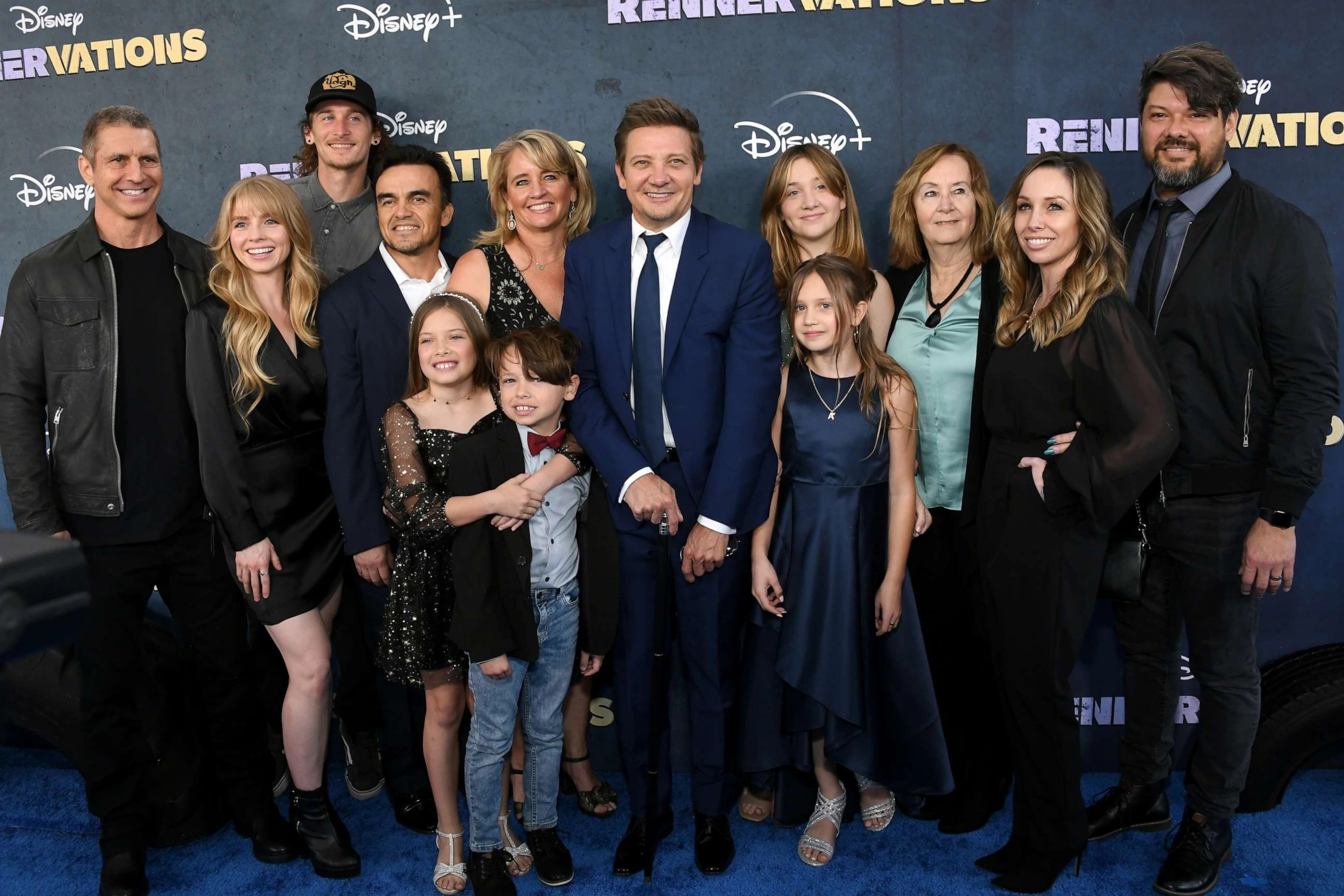 Jeremy Renner supported by daughter, family at 1st red carpet since