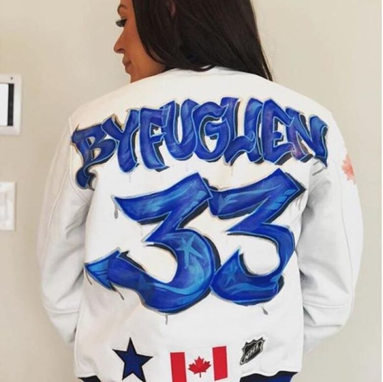 From Winnipeg's walls to the Winnipeg Jets Artist designs custom