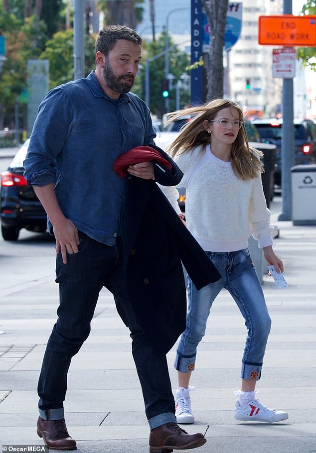 Ben Affleck takes eldest Violet on daddydaughter date to see