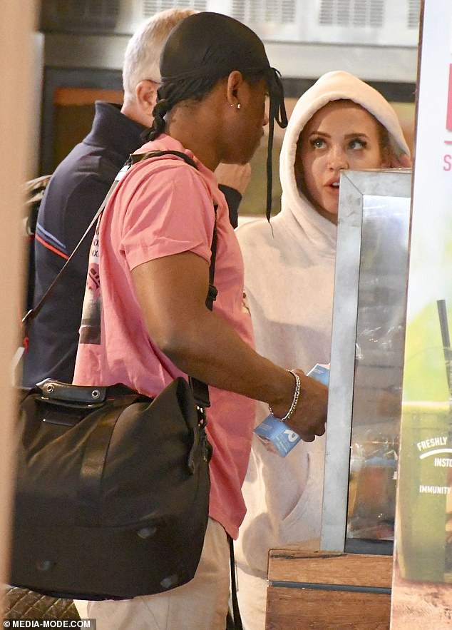 Instagram model Tammy Hembrow pushes boyfriend Jahkoy Palmer away in