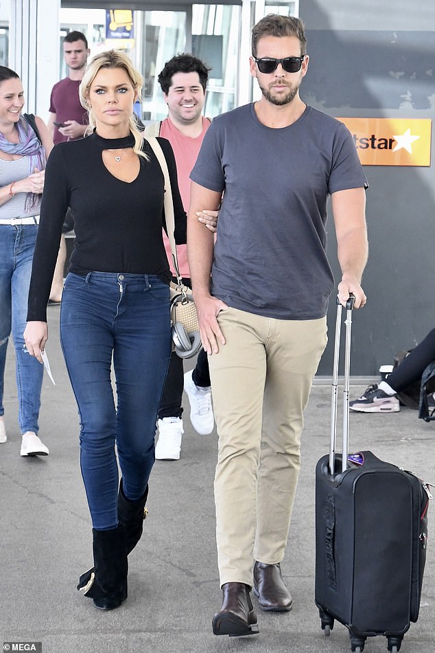Sophie Monk cuts a casual figure and puts on an affectionate display