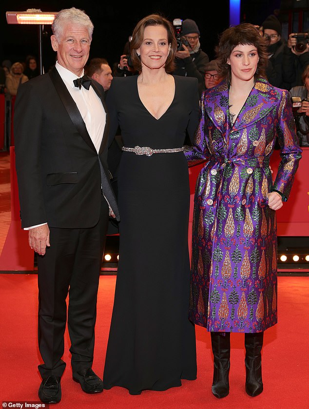 Sigourney Weaver, 71, with her minime daughter Charlotte, 30 Big