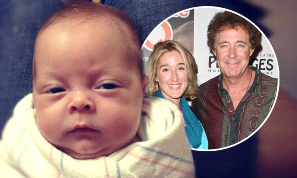 Brady Bunch star Barry Williams shares first picture of new baby