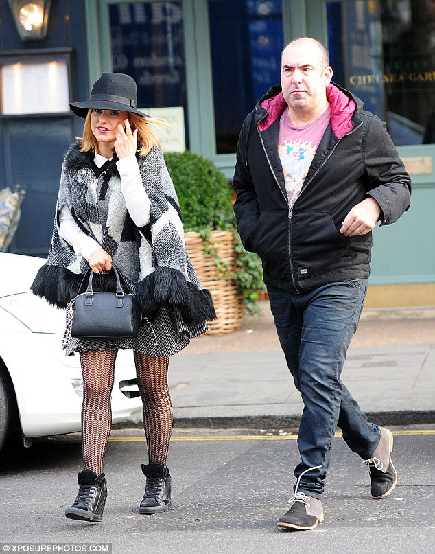 IS Rick Hoffman married? He took Stephanie Waring to lunch date. Gina