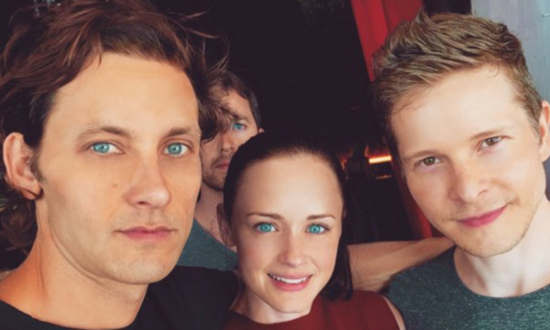 Get Did Alexis Bledel And Matt Czuchry Dated In Real Life Background Arthur C. Holub