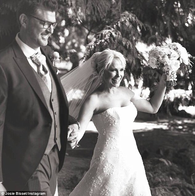 Melrose Place alum Josie Bissett marries Thomas Doig Daily Mail Online