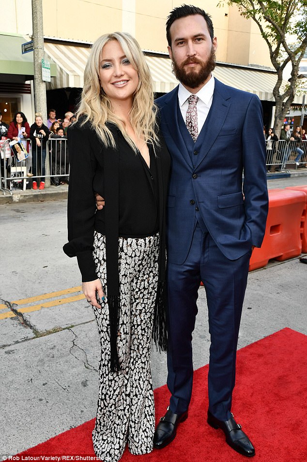 Kate Hudson reveals she once dated a 6'9" linebacker Daily Mail Online