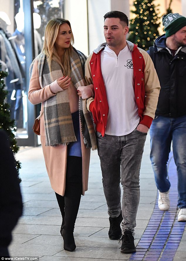 Michaella McCollum spotted shopping with mystery man Daily Mail Online