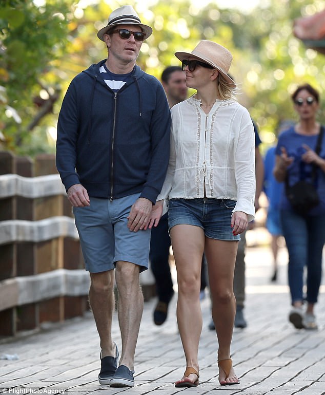 Chef Bobby Flay looks smitten with girlfriend Helene Yorke Daily Mail