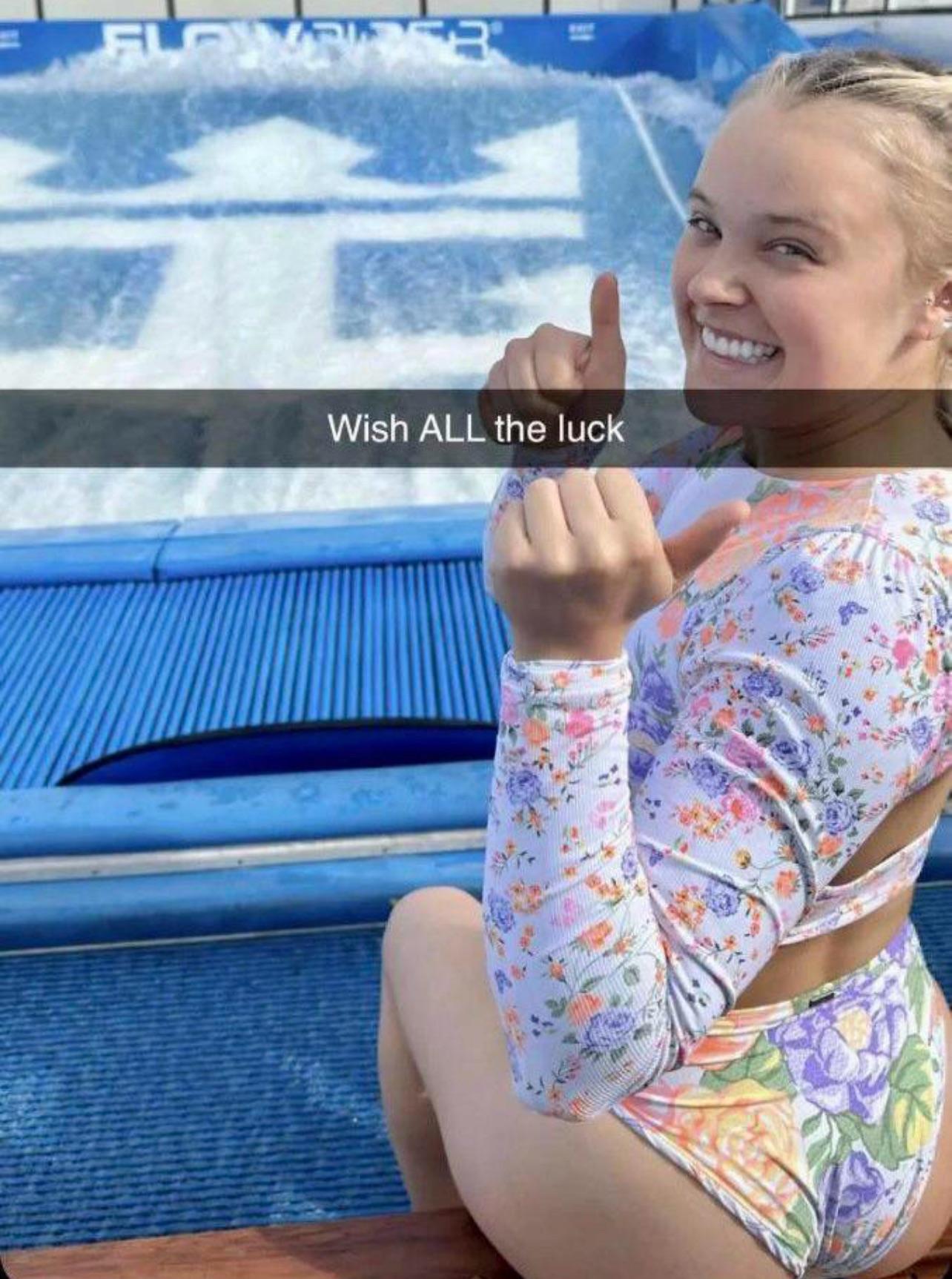 Jojo Siwa r/CelebrityButts