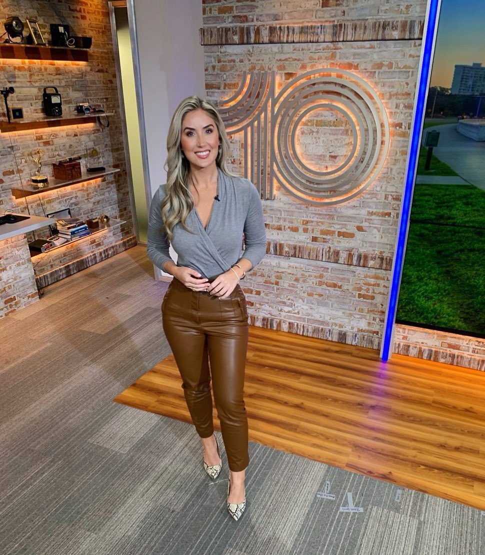 Caitlin Lockerbie WTSP10 Tampa Bay r/hot_reporters