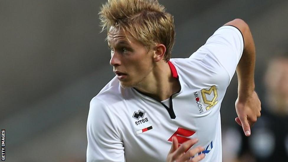 Harry Hickford joins Dagenham & Redbridge on loan from MK Dons BBC Sport