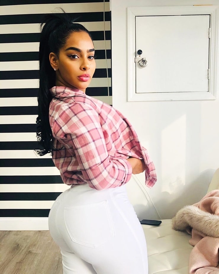 Picture of Ayisha Diaz