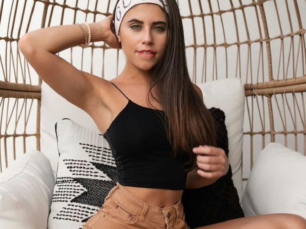 Violet Summers