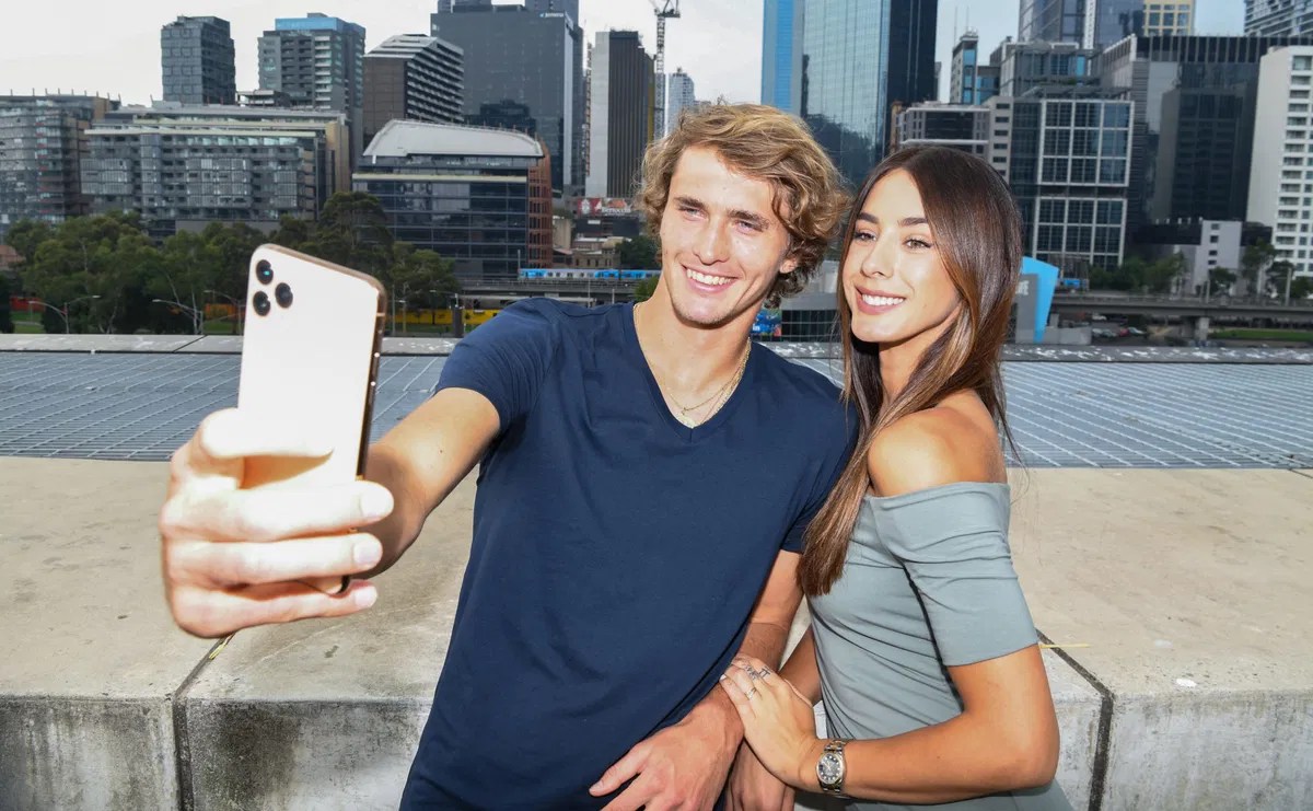 Is Alexander Zverev Married? His Ex, Daughter, and the Controversies