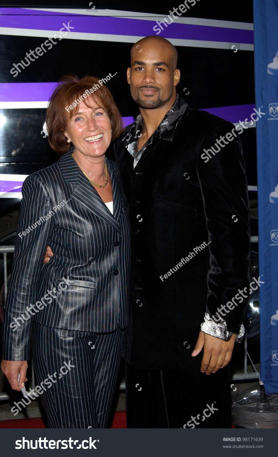 Boris Kodjoe & Mother At The 33rd Annual Naacp Image Awards At