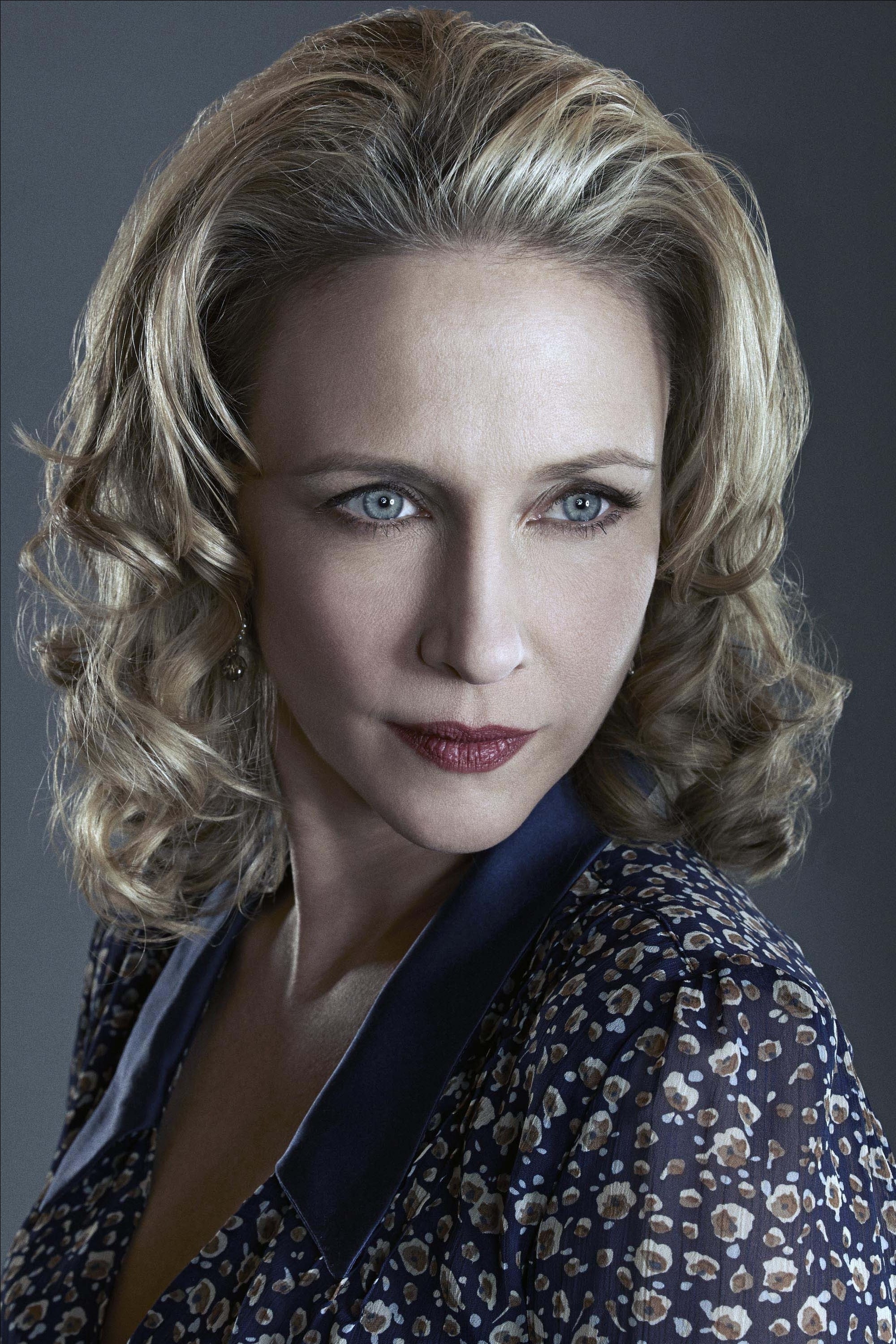 Vera Farmiga Profile Images — The Movie Database (TMDb)