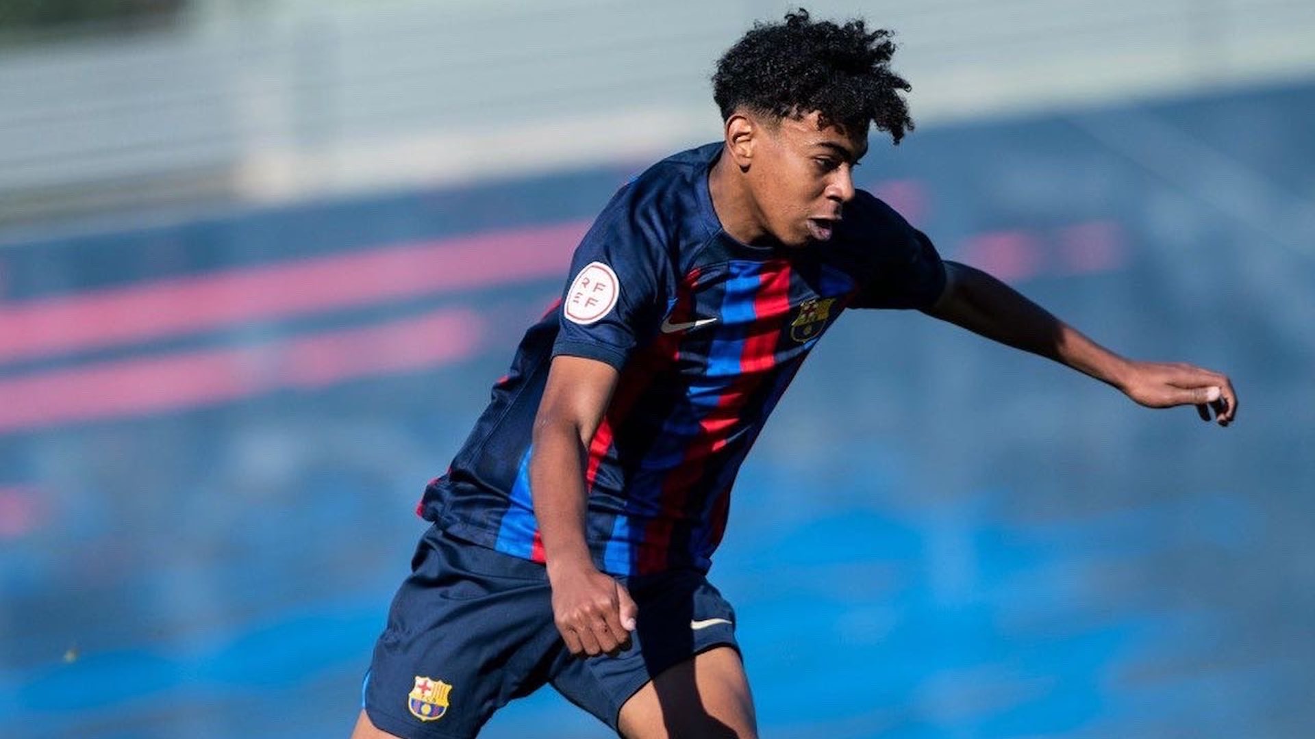 ¿Quién es Lamine Yamal y cómo juega? La nueva perla del FC Barcelona y debutante más joven de la