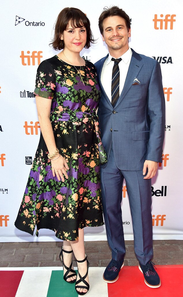 Jason Ritter and Melanie Lynskey Are Engaged E! News