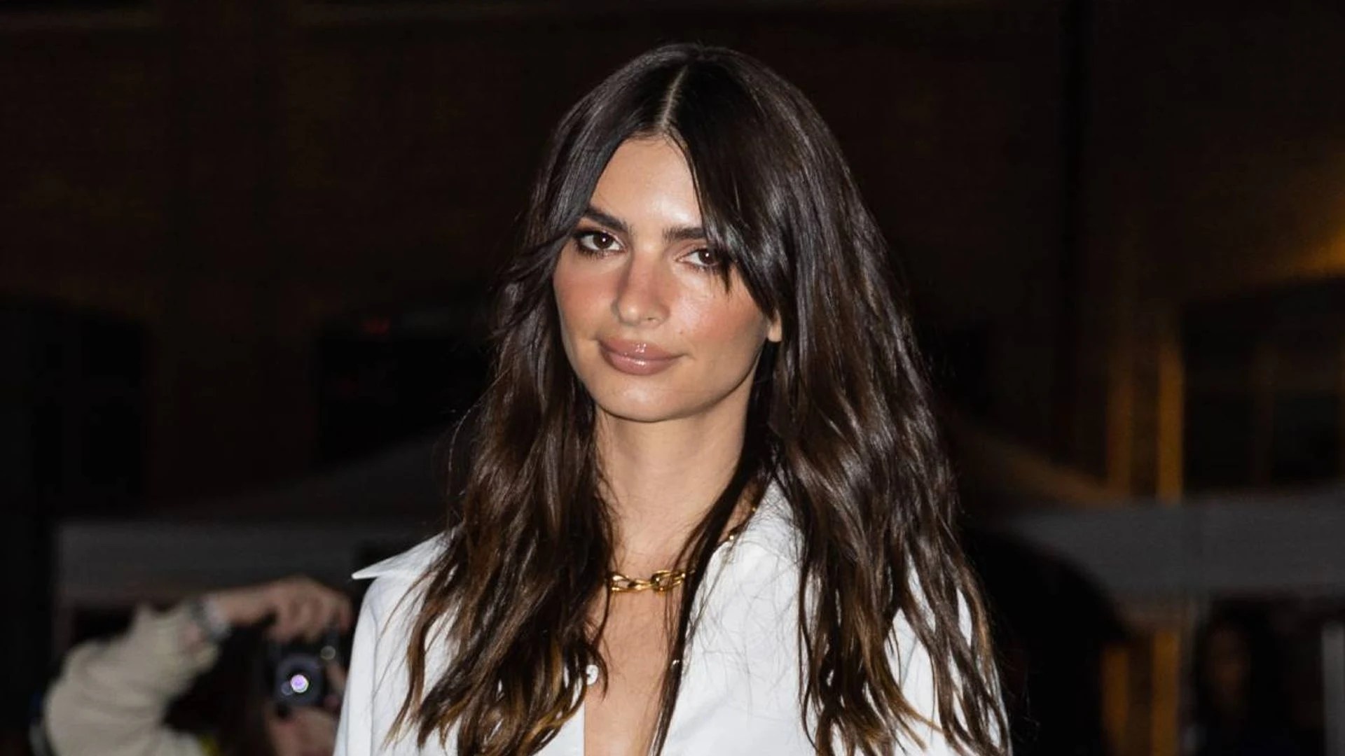 Emily Ratajkowski makes cheeky statement about her sexuality amid split